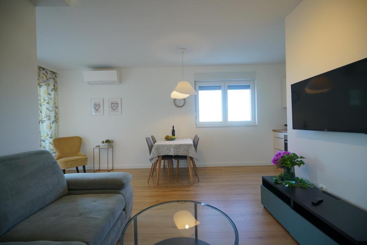Sukošan Apartment Perla מראה חיצוני תמונה